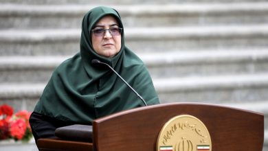 سخنگوی دولت، معمای بنزین را حل کرد: سهمیه ۱۵۰۰ تومانی پابرجا می‌ماند