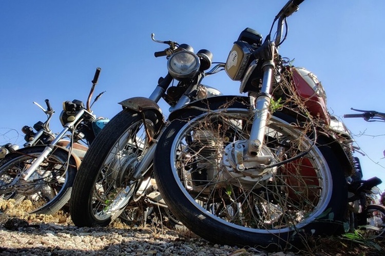 موتورسیکلت فرسوده