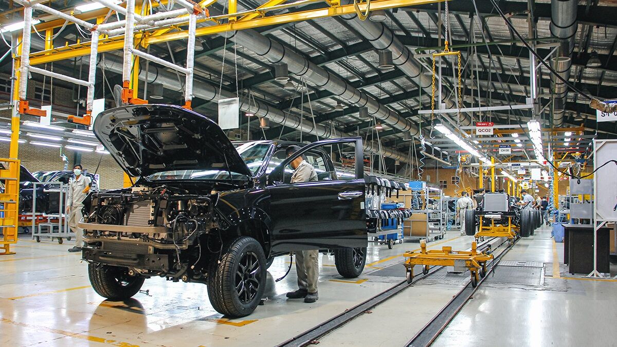 چرا صنعت خودرو به سمت مونتاژکاری هدایت شد؟