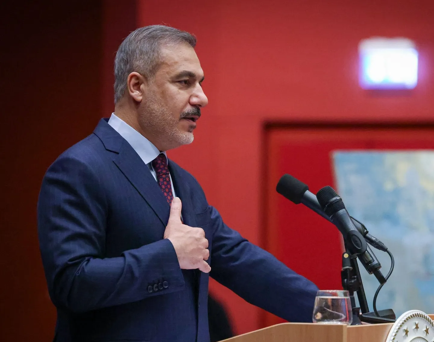 وزیر خارجه ترکیه: ایران باید در جامعه جهانی ادغام شود و تحریم‌ها برداشته شوند!