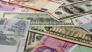 دلار و یورو