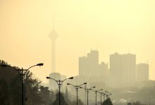 بر اساس اعلام شرکت کنترل کیفیت هوای تهران، هم اکنون میانگین کیفیت هوای پایتخت با شاخص ۱۷۱ در شرایط ناسالم برای همه قرار دارد. کیفیت هوای ۲۵ ایستگاه در وضعیت قرمز است و هوای هیچ‌یک از مناطق تهران قابل قبول نیست.