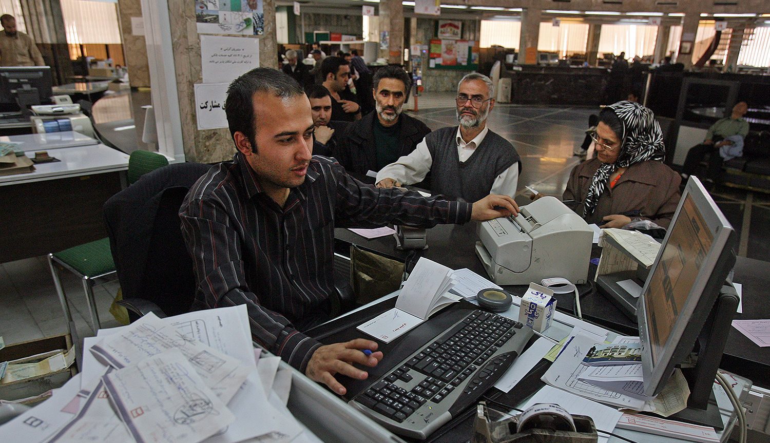 تأخیر در پرداخت وام ازدواج و بلوکه کردن تسهیلات، خلاف قانون و شرع اعلام شد