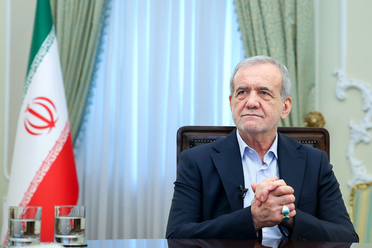 پزشکیان: قبول «مذاکره درباره موشک» در برابر تقویت دشمن قابلپذیرش نیست