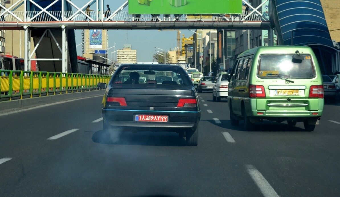 چرا جریمه ۲۰۰ هزار تومانی، خودروهای دودزا را متوقف نمیکند؟