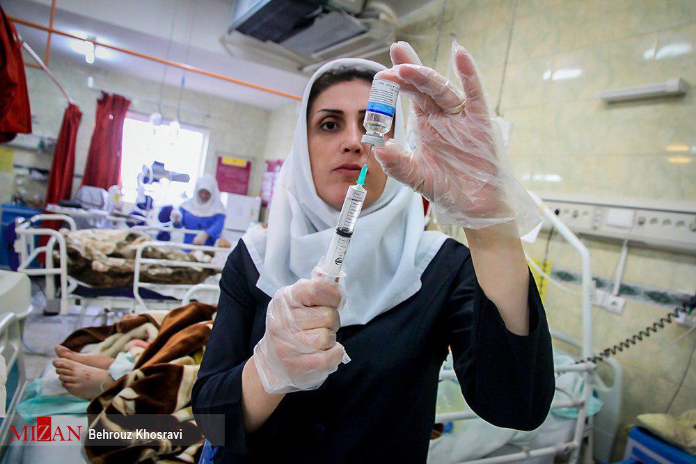 کمبود پرستار در تهران و جنوب کشور با طرح بورسیه جبران می‌شود
