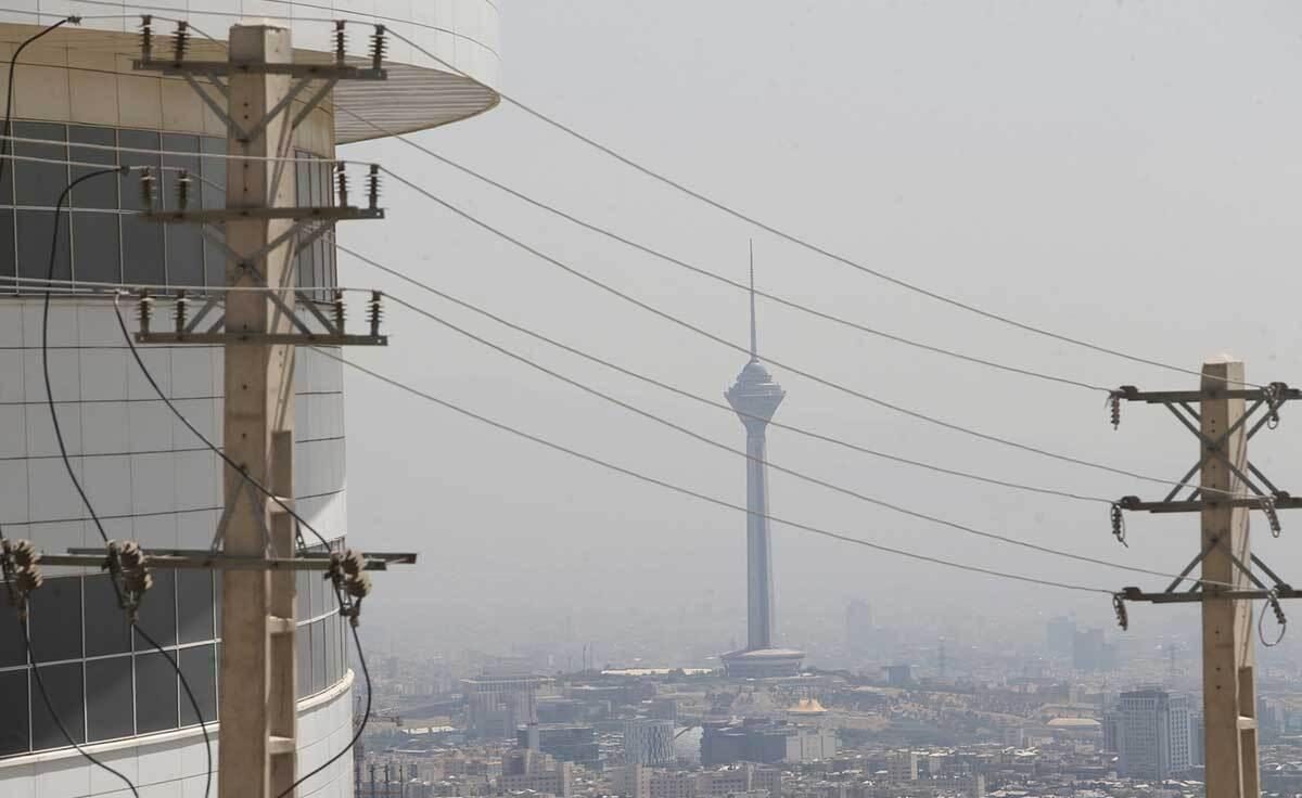 اجعه گوگرد در تهران: نیروگاه شهرری ۱۰۰ برابر حد مجاز SO2 منتشر میکند