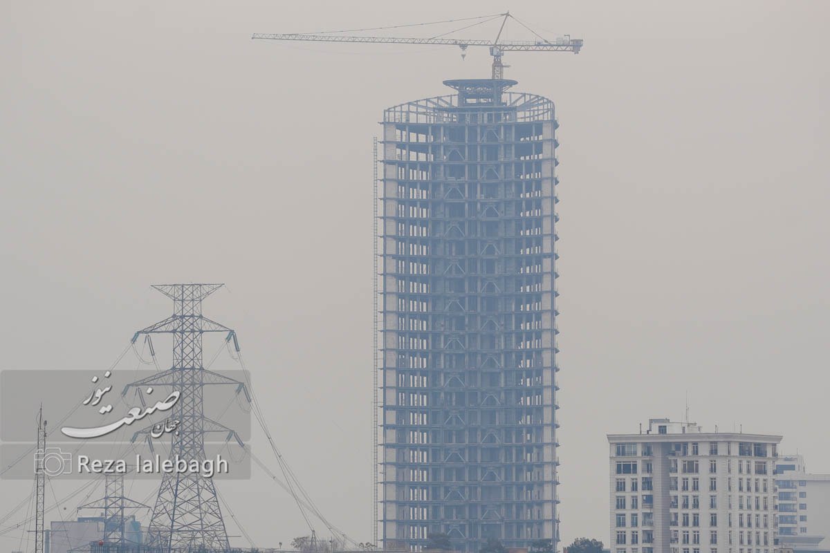 آلودگی هوا در البرز: شاخص‌ها هنوز در محدوده ناسالم قرار دارند