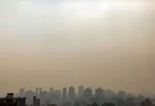 ادامه آلودگی هوا در تهران تا ظهر دوشنبه؛ بارش باران و برف در راه است