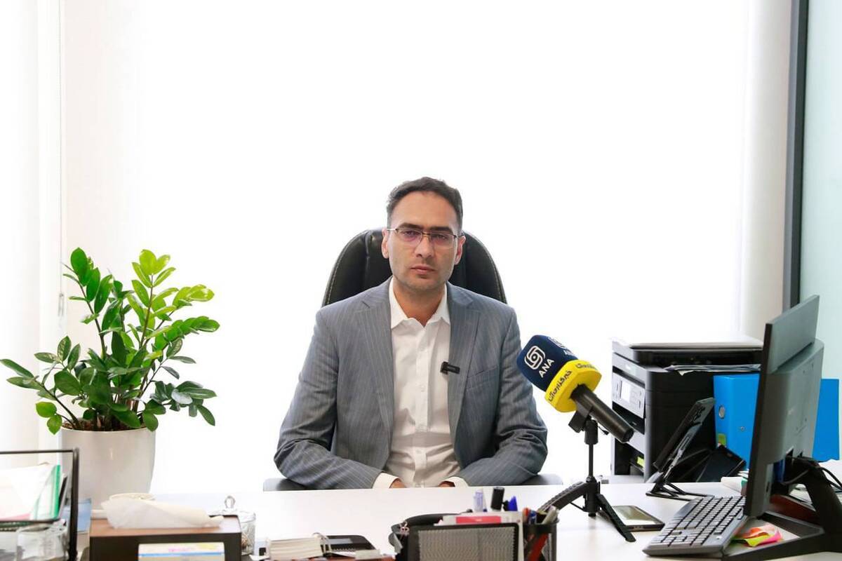 استاد اقتصاد: بازار سهام در ایران از تورم عقب نمیماند؛ انفعال سیاست پولی عامل اصلی است