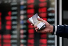 موج جدید افزایش قیمت دلار؛ پیش‌بینی سقف ۱۵۰ هزار تومان تا پایان سال