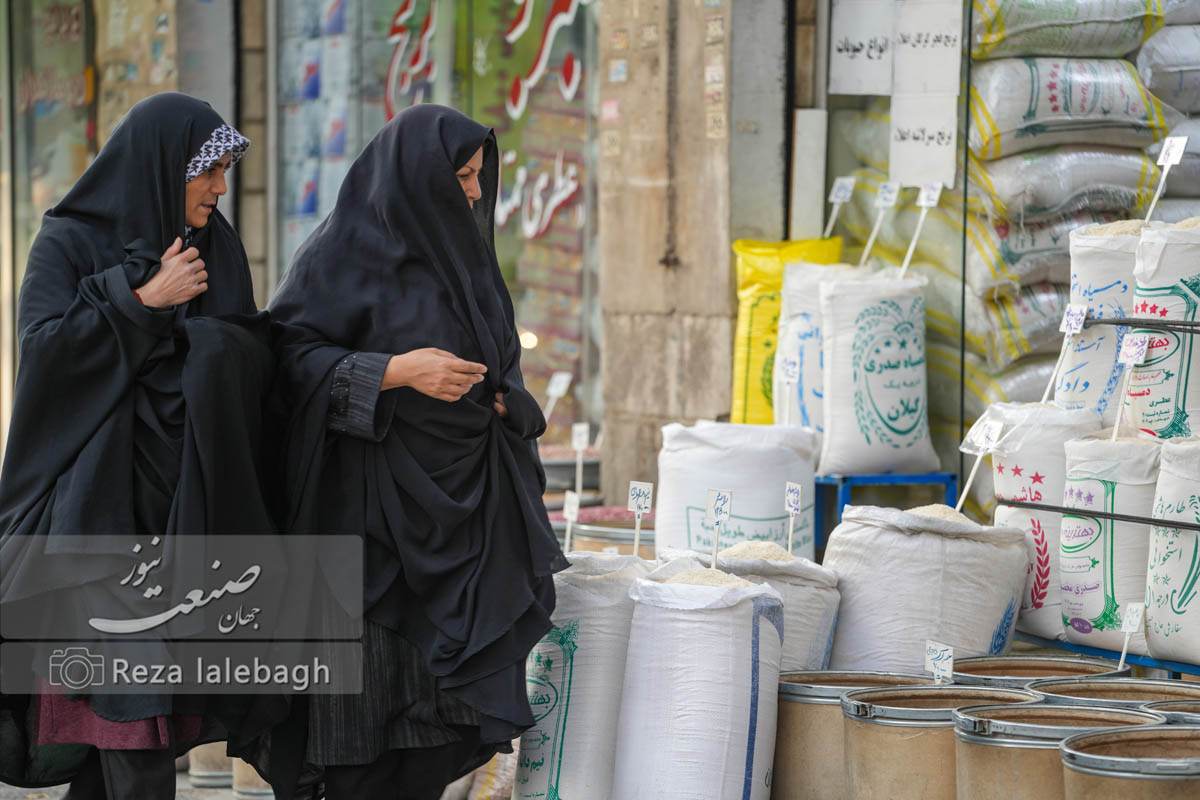 تورم نقطه به نقطه از ۵۰ درصد عبور کرد | خوراکی‌ها پیشتاز گرانی