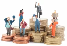 آغاز مذاکرات دستمزد ۱۴۰۵: آیا باز هم حقوق‌ها از تورم عقب می‌مانند؟