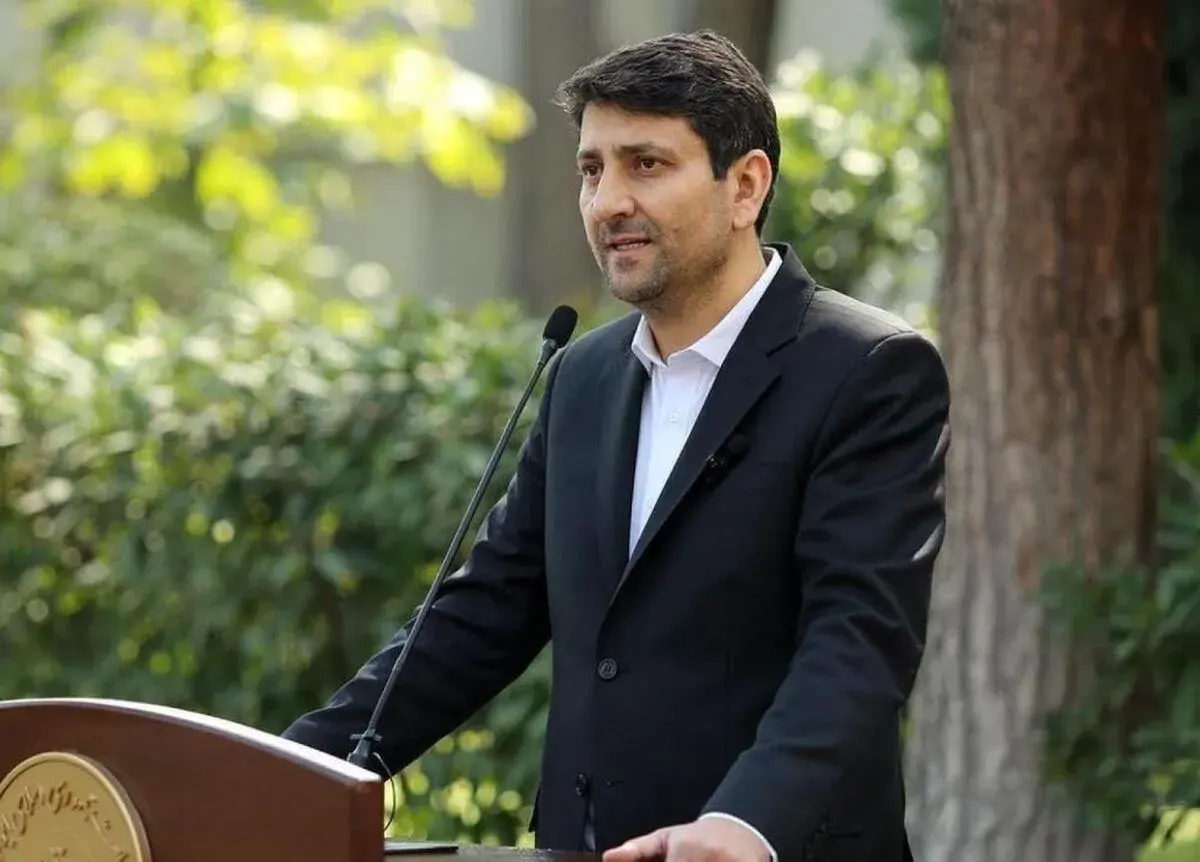 سیم‌کارت سفید زیر ذره‌بین؛ وزیر ارتباطات خواهان گزارش‌دهی عمومی شد