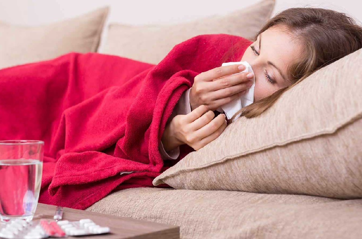 خوراکیهای ممنوع هنگام سرماخوردگی؛ پنج اشتباه رایج غذایی که حالتان را بدتر میکند