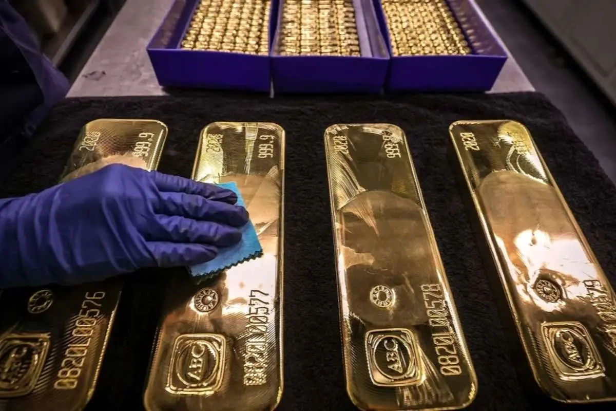 صعود طلا و افت دلار؛ آیا روند جدید قیمت طلا ماندگار است؟