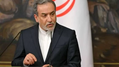 عراقچی از آمادگی ایران برای مذاکرات هسته‌ای و بازرسی سایت‌های بمباران‌شده خبر داد