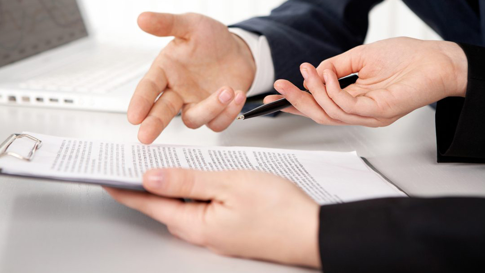 چالش‌های قانونی در معاملات ملکی: پنج باگ جدی که خریداران و فروشندگان را سردرگم کرده است