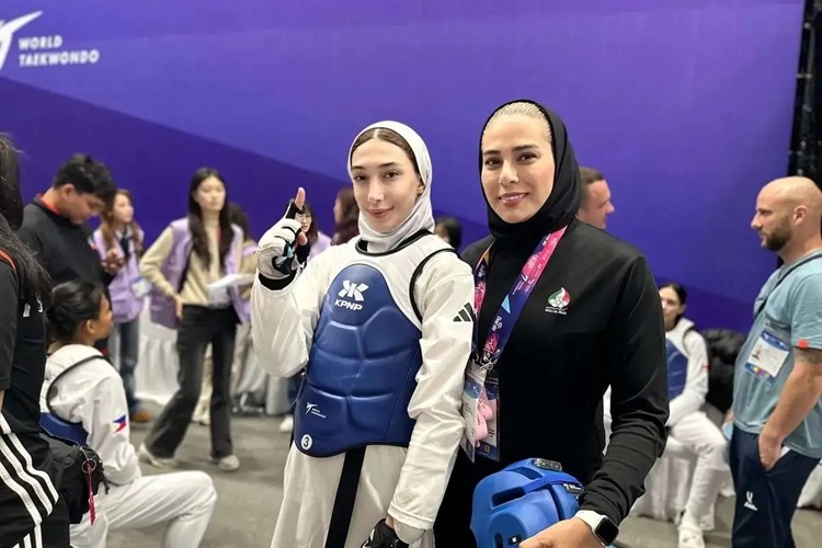 مبینا نعمت‌زاده