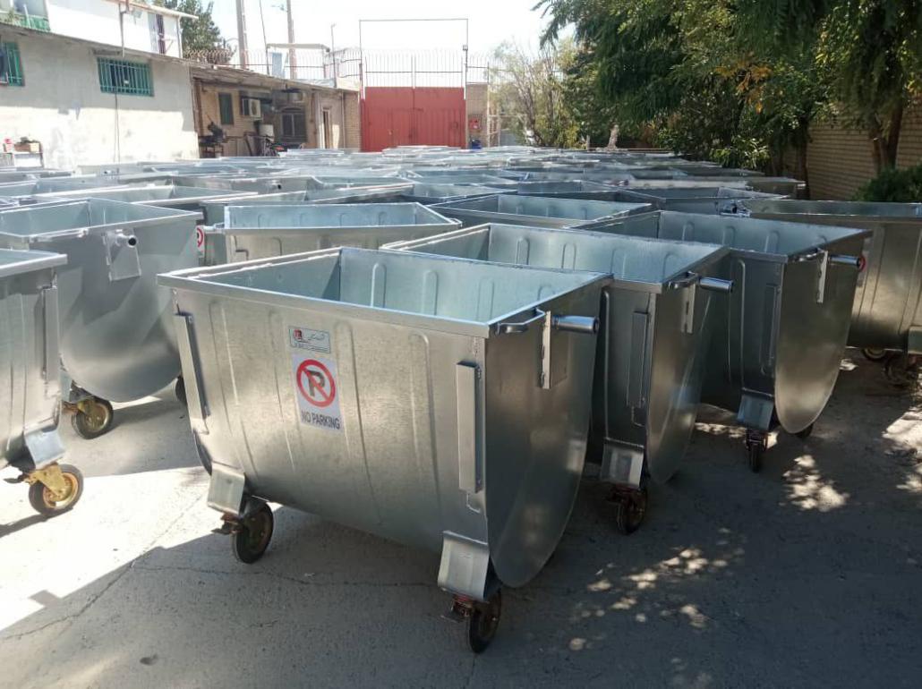 مخازن ۱۱۰۰ لیتری فلزی به شهر رسیدند؛ سیگنال تغییر در جمع‌آوری زباله