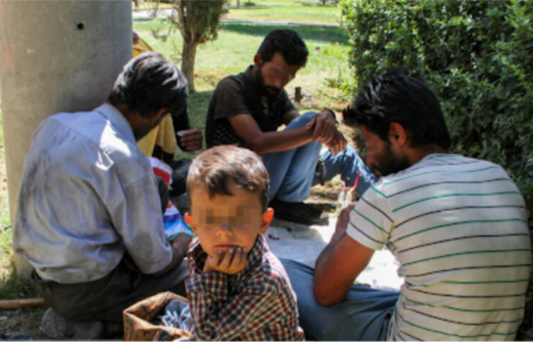 مصرف مواد مخدر