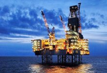 وابستگی به نفت