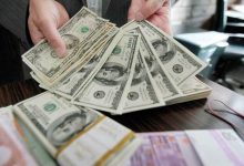 نوسانات دلار