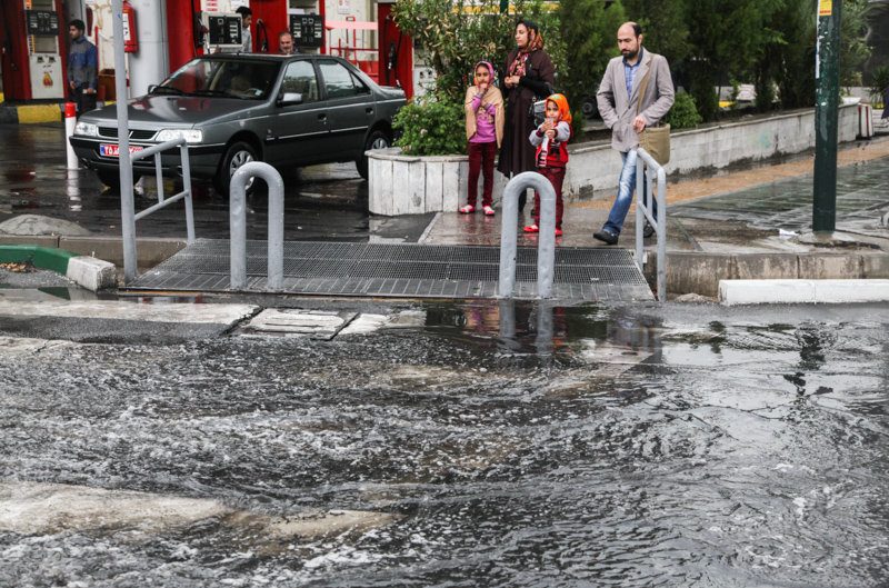هشدار نارنجی هواشناسی: تهران در آستانه سیل و کولاک