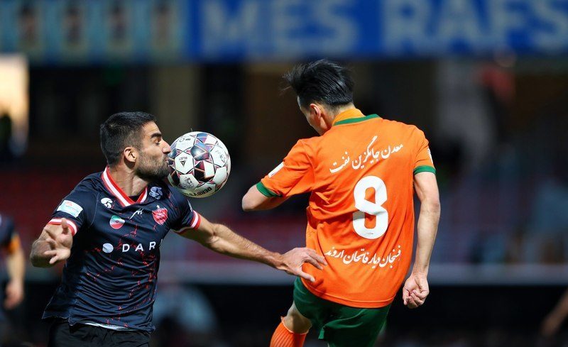 پرسپولیس با تک‌گل رفیعی صدر جدول را لرزاند