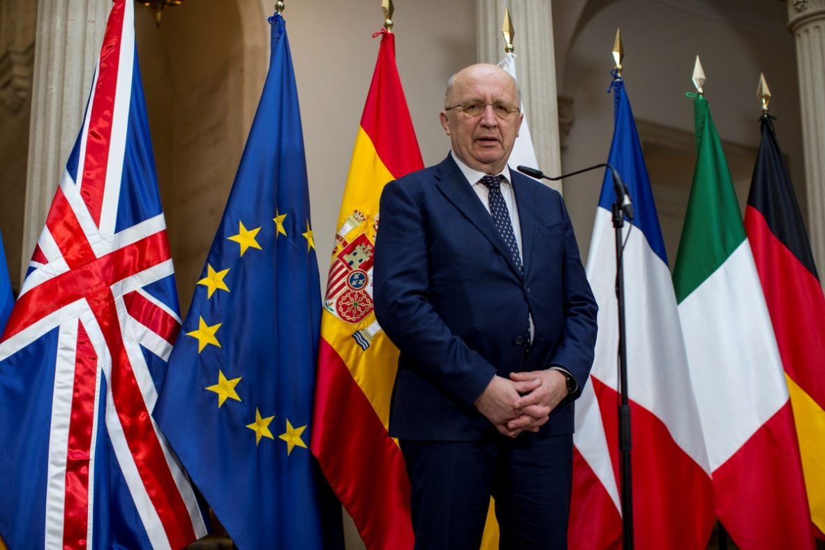 کمیسر دفاعی اتحادیه اروپا هشدار داد: روسیه ممکن است چهار سال آینده درگیری ایجاد کند