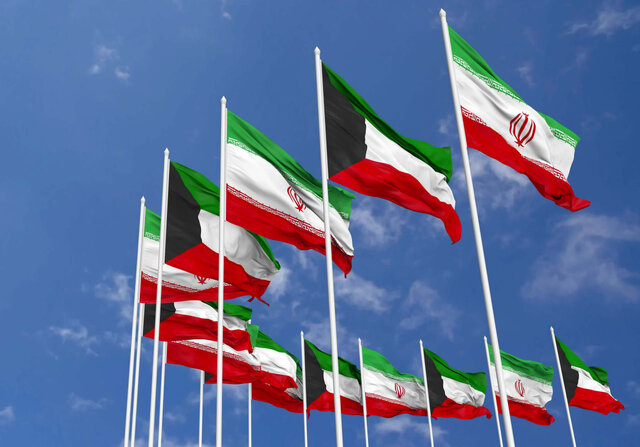 ۱۴ زندانی ایرانی از کویت به کشور منتقل شدند