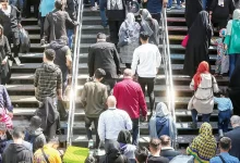 سقوط فرهنگی-اقتصادی؛ از کنشگری مدنی تا راننده اسنپ شدن استاد دانشگاه