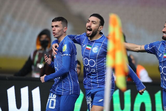 بازیکنان خارجی استقلال مقابل تراکتور بازی می کنند؟