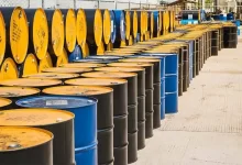 نفت ۲۰۲۶ با تکان ژئوپلیتیک شروع شد؛ بازگشت محدود پس از سقوط تاریخی