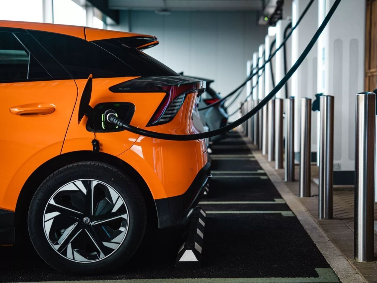 شارژ سریع و ایمنی بالا