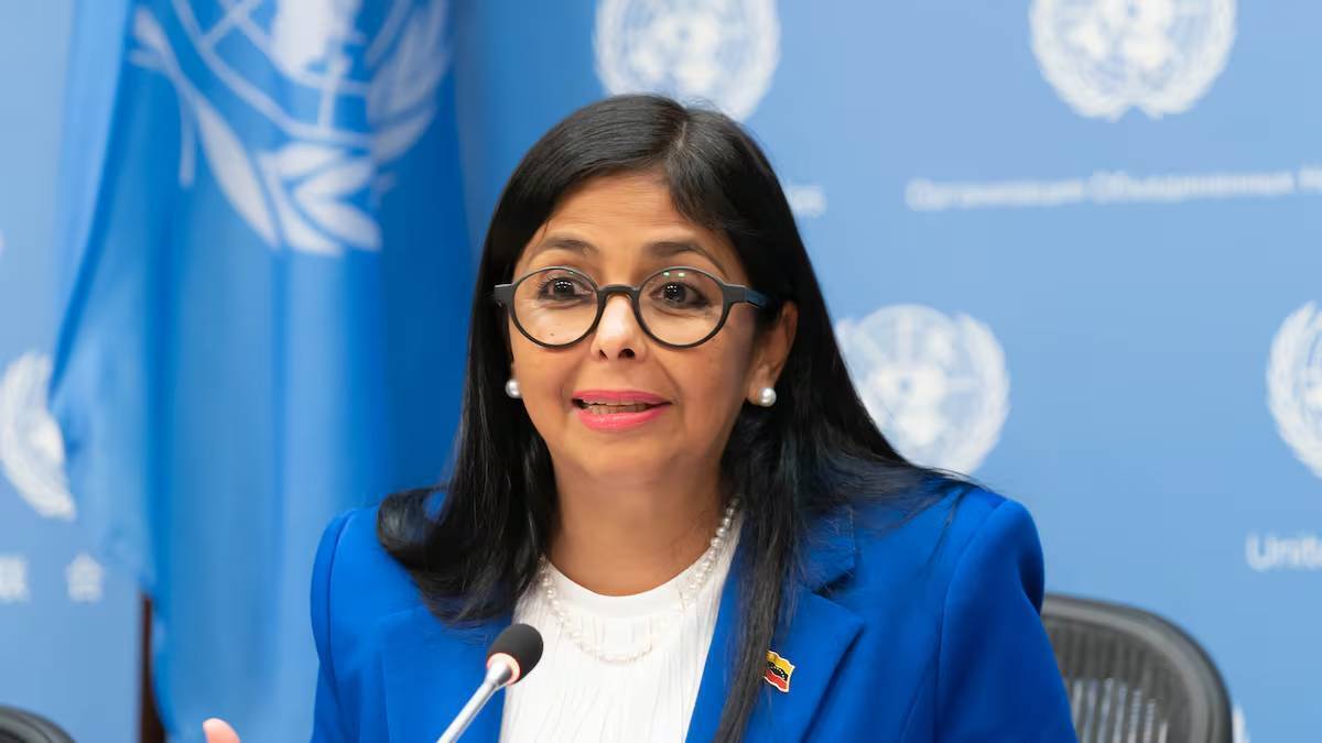 ونزوئلا هرگز مستعمره نمی‌شود؛ رئیس‌جمهور موقت مردم را به مقاومت دعوت کرد