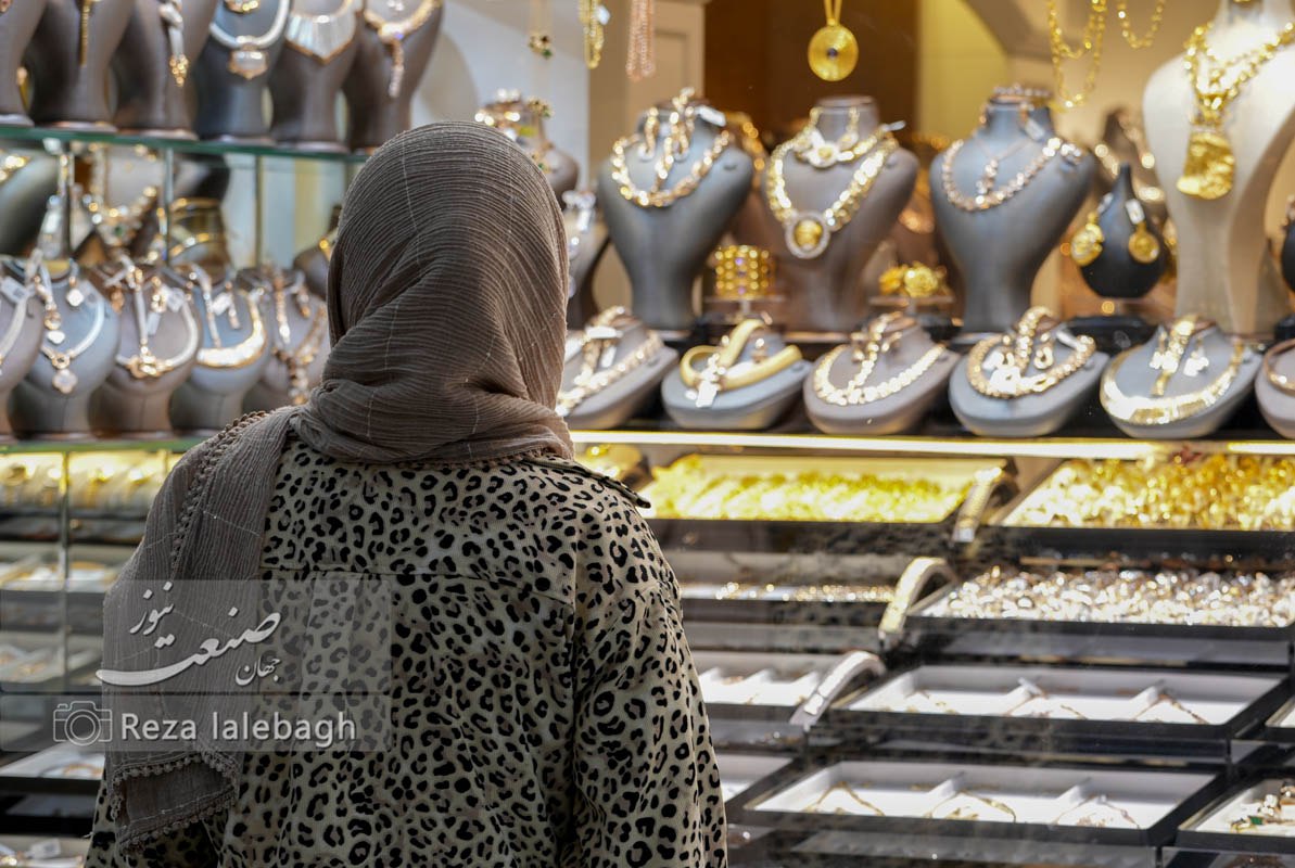 طلای بیشتری خریدند