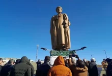 ماجرای سقوط مجسمه رئیسی در اردبیل