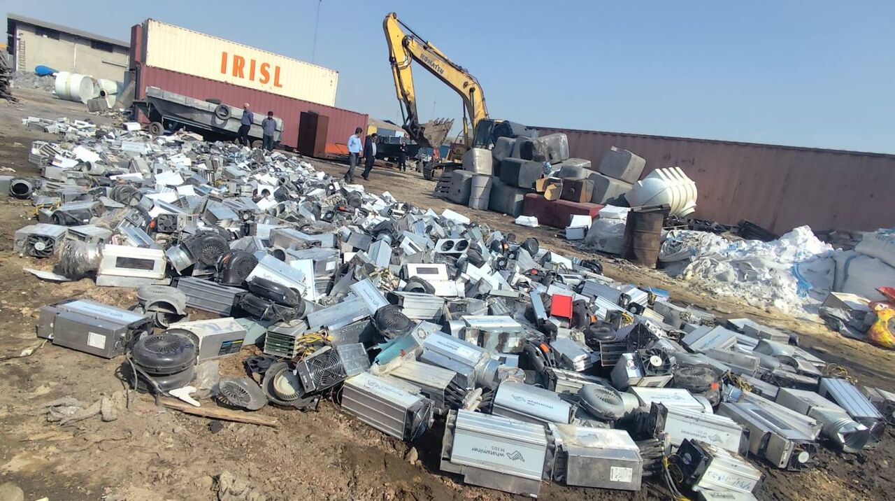 هزار و ۲۹۷ دستگاه ماینر غیرمجاز در هرمزگان امحا شد