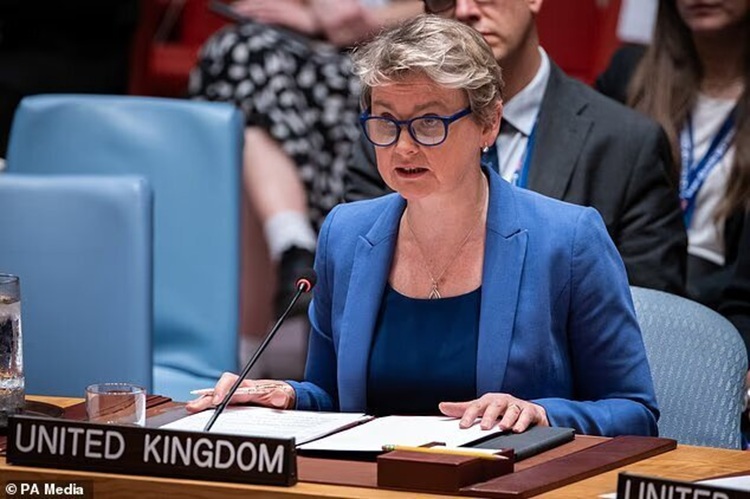 وزیر خارجه انگلستان؛ به شورای صلح غزه ملحق نمی‌شویم