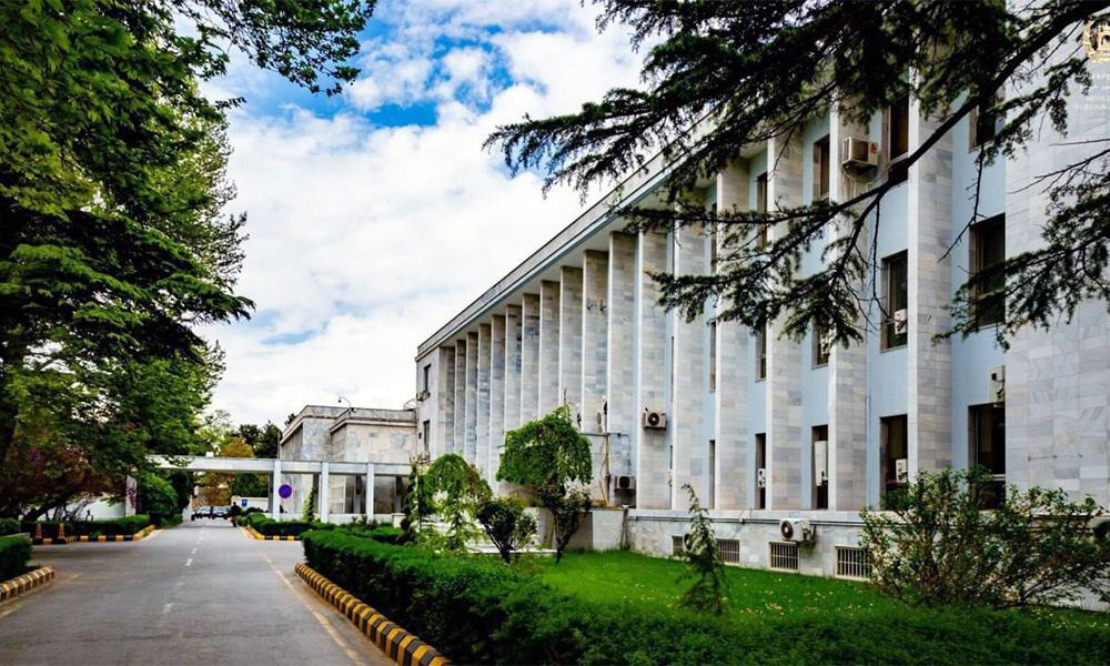 طالبان در واکنش به حملات مرزی، سفیر پاکستان را به کابل فراخواند