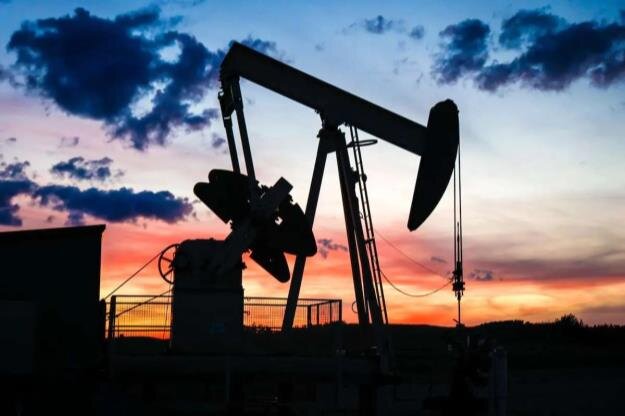 جنگ نفتکشها یا سلطه جهانی؟