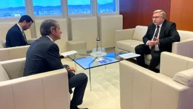 گفت‌وگوی اولیانوف و گروسی، سیگنال جدیدی به مذاکرات هسته‌ای داد