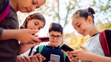 ۱. اسپانیا دسترسی افراد زیر ۱۶ سال به شبکه‌های اجتماعی را ممنوع می‌کند