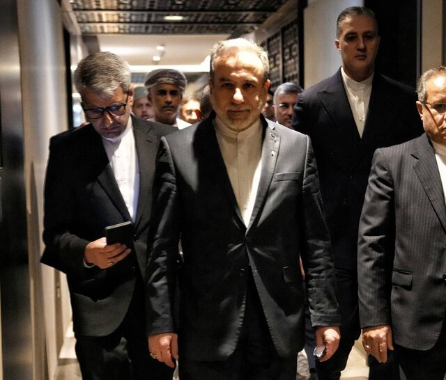 عقب‌نشینی آمریکا از موشکی و منطقه‌ای در ژنو!