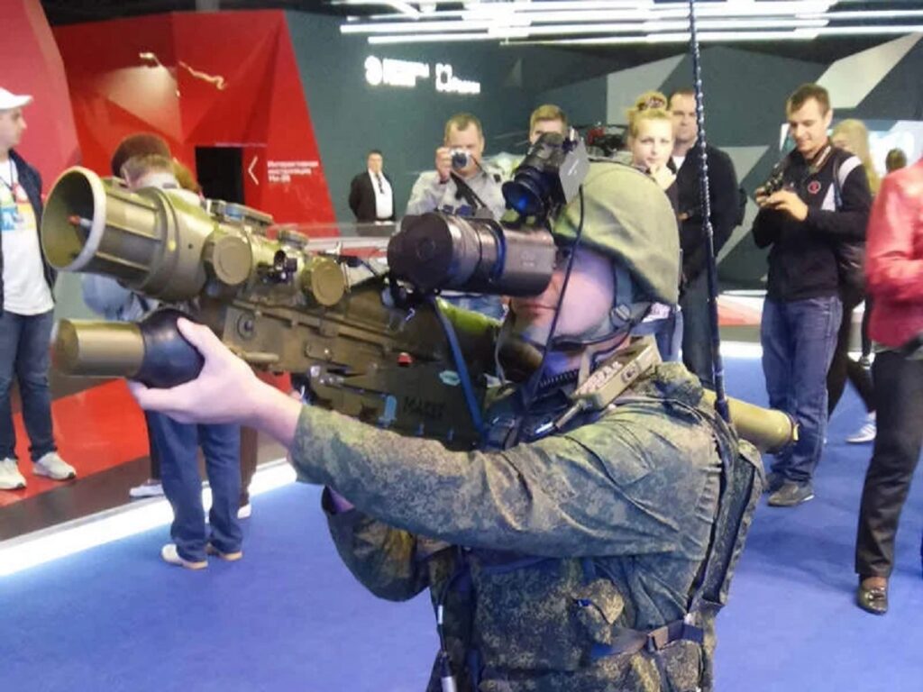 وربا وارد ایران شد؛ سامانه دوشپرتاب که جنگندهها را به چالش میکشد