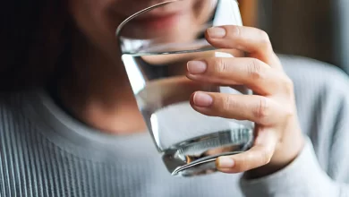 هشدار پزشکان: دو سوم مردم به اندازه کافی آب نمی‌نوشند