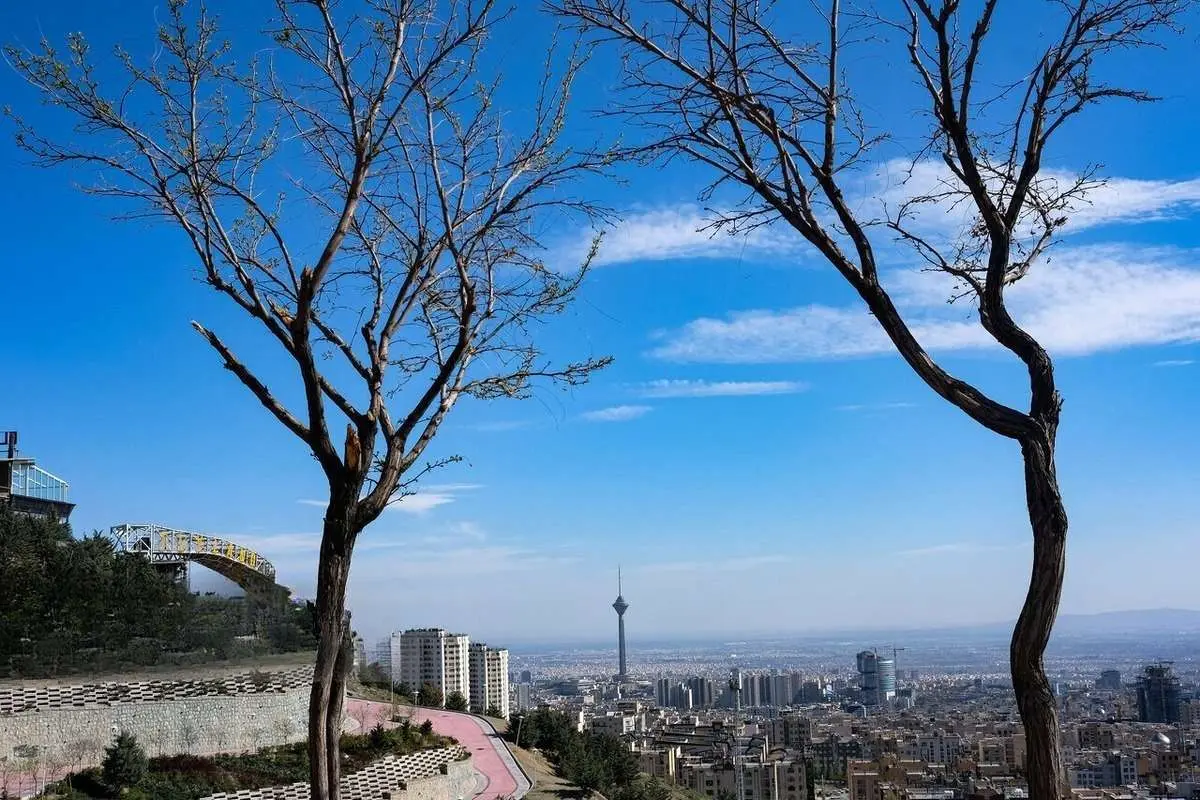 شایعه طوفان در تهران تکذیب شد؛ باد شدید پایتخت را پاک میکند