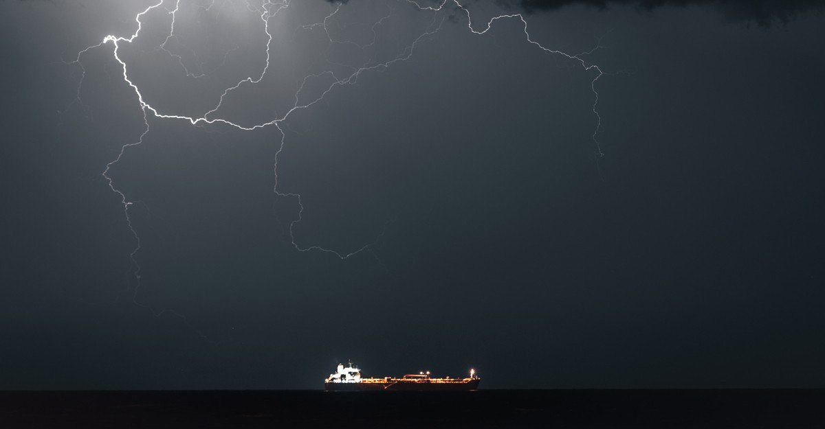 Atlantic - The U.S. and Iran Are Fighting a Massively Asymmetrical War