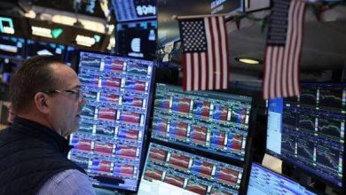 فایننشال تایمز: ترامپ به خاطر واهمه از سقوط بازار سرمایه از تهدید زیرساخت‌های ایران عقب‌نشینی کرد